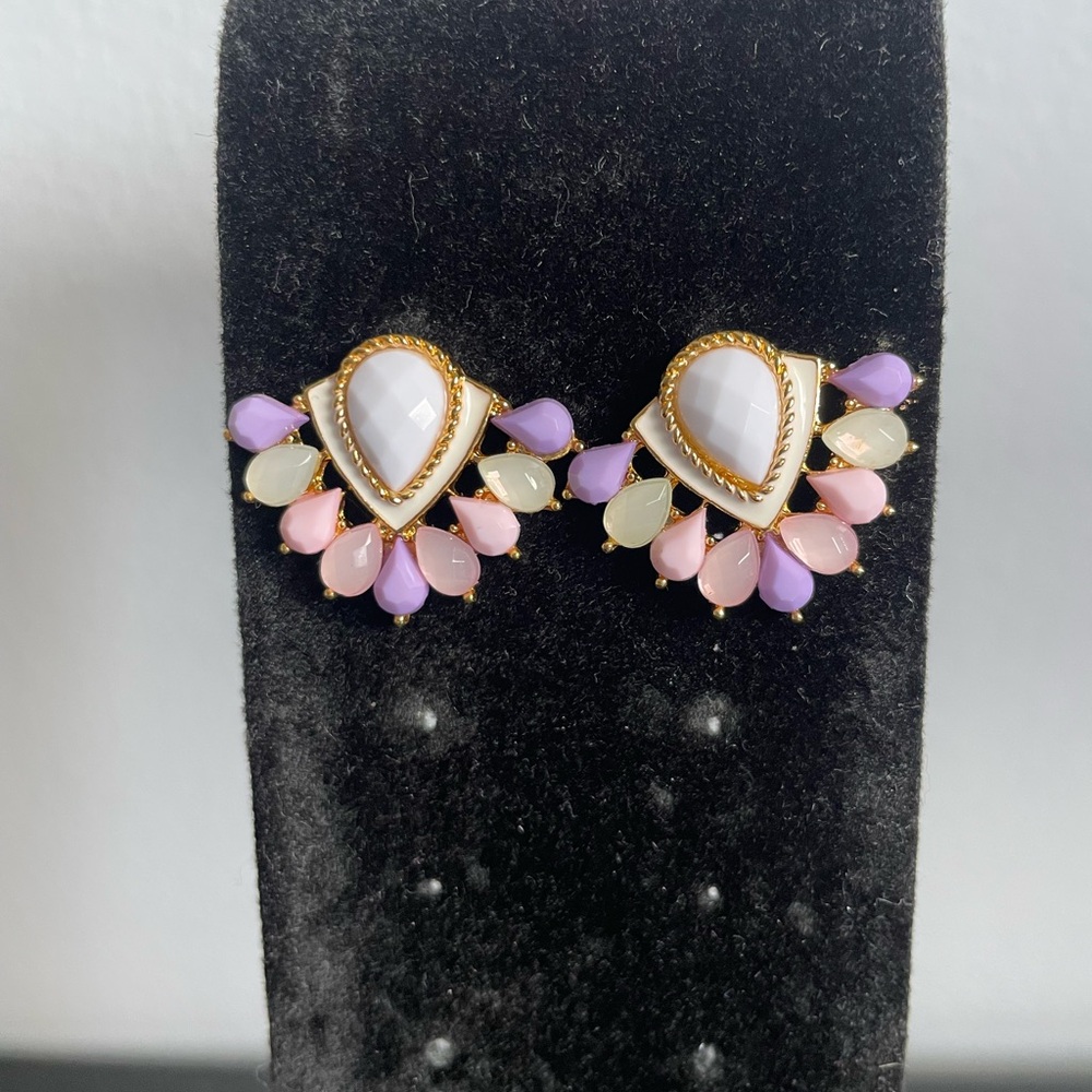Gorgeous Parklane statement studs